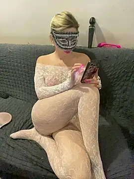 BigggPussyyyLipsss' Live XXX Chat