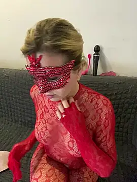 BigggPussyyyLipsss – Naživo XXX chat