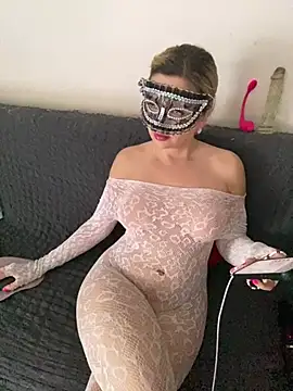 BigggPussyyyLipsss Adlı Modelin Web Kamerası Şovu
