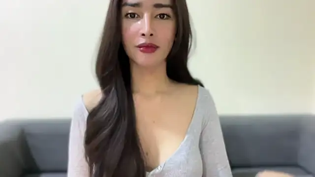 Lovable_with_bigsurprise Webcamshow
