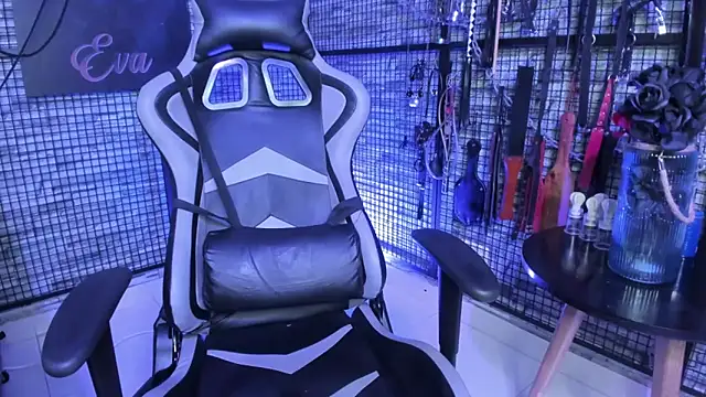 EVA_BDSM's Webcam Show