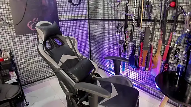 EVA_BDSM: вебкам-шоу