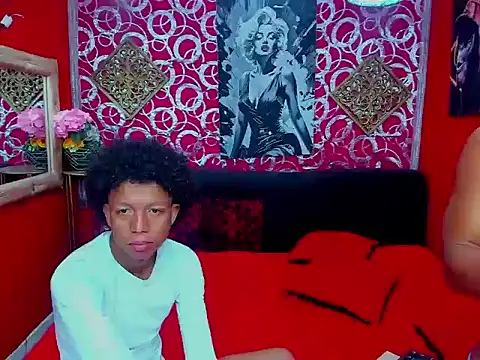 Pertunjukan Kamera Web PEINBOYS
