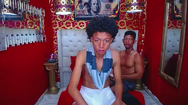 عرض كام PEINBOYS