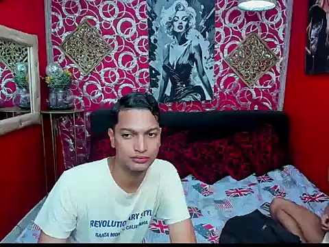 PEINBOYS Adlı Modelin Web Kamerası Şovu