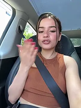 Show modela SophiaXJohn na web-kameri