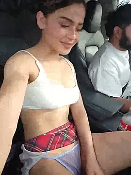 SophiaXJohn 现场XXX聊天