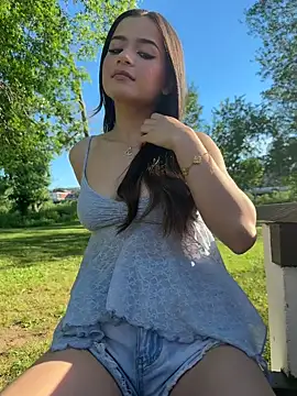 Show modela SophiaXJohn na web-kameri