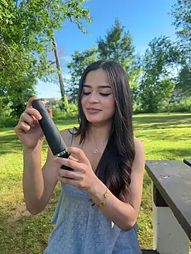 SophiaXJohn webcam show