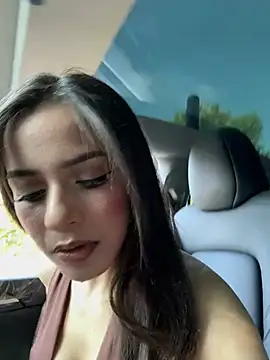 Show modela SophiaXJohn na web-kameri