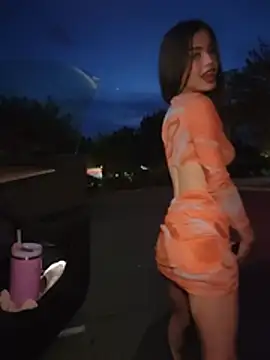 SophiaXJohn Show in webcam