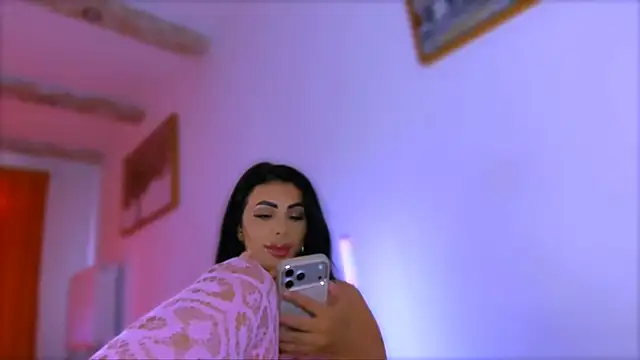 Moonamour Adlı Modelin Web Kamerası Şovu