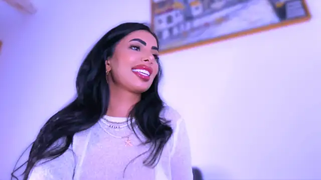 Moonamour's Webcam Show