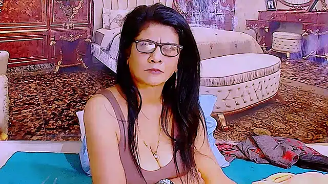 Živý XXX chat IndianAllure