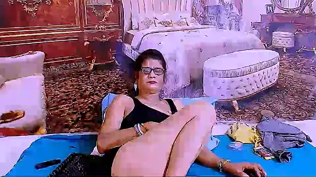 IndianAllure Chat XXX live