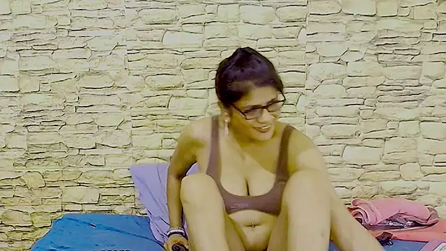 IndianAllure élő XXX-chatje