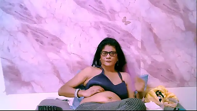 IndianAllure Obrolan Langsung XXX