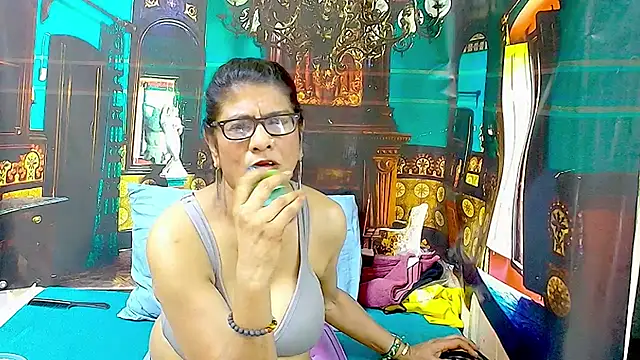 แชท XXX สดของ IndianAllure
