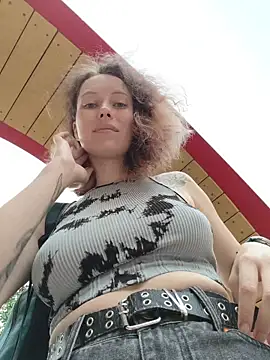 Frost_foxy Show in webcam