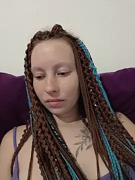 XXX chat uživo modela Frost_foxy