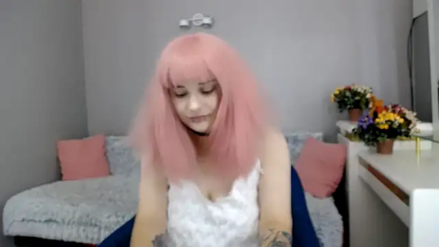 Show modela Estheri na web-kameri