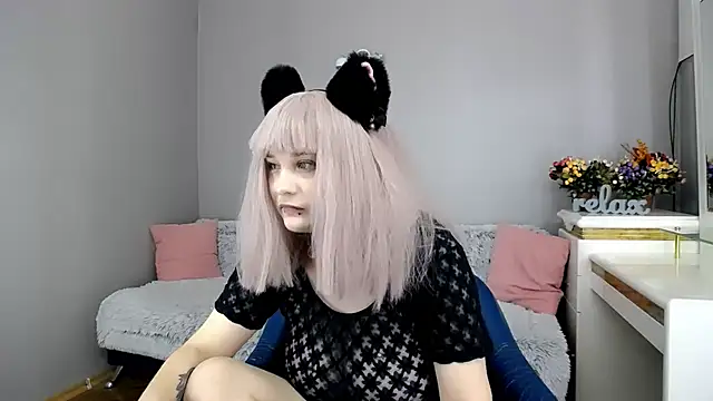Show modela Estheri na web-kameri