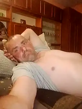 pavel858@xh Show Webcam