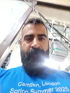 aminem912 Show in webcam
