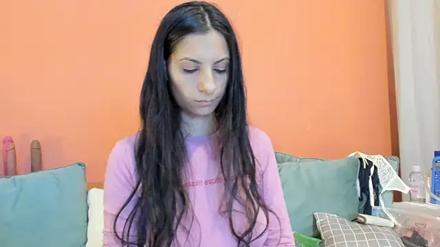 Dirty-Bya Show in webcam