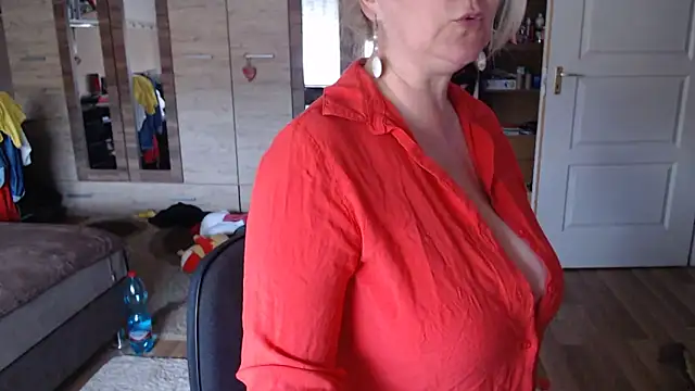 Chat XXX en directo de Elza01