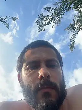 Sitonmyface2020@xh: διαδικτυακό σόου στην κάμερα