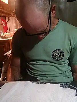 Chat +18 de nicali78 ao vivo