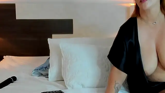 Živý XXX chat SexyCaitlynHot