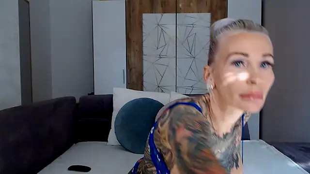 TallyHeart Webcam Show