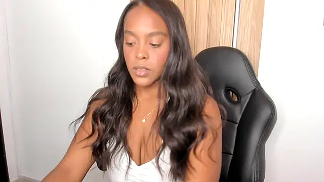 Emma_jonness' Live XXX Chat