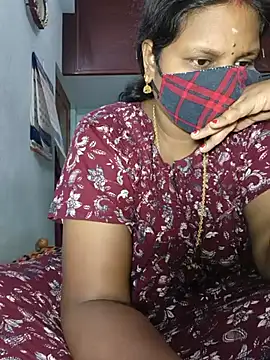 indianstars Adlı Modelin Canlı XXX Sohbeti