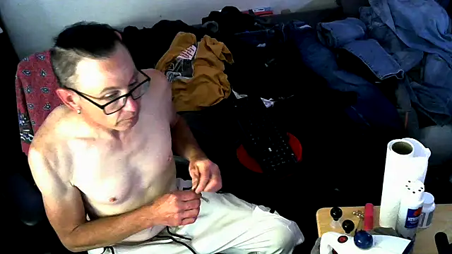 Pokazy przed kamerką – jjdirty6996