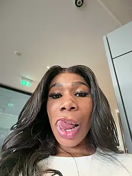 Chat XXX ao vivo de Belle___
