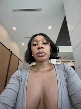Show modela Belle___ na web-kameri