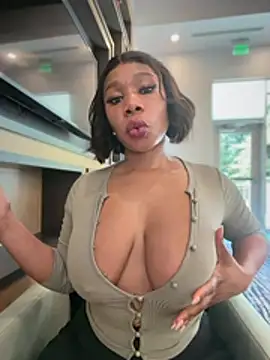 Belle___ Show in webcam