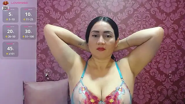 Chat XXX en directo de juliana_diaz