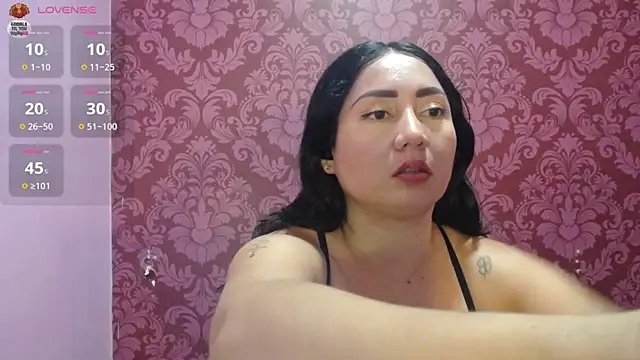 แชท XXX สดของ juliana_diaz