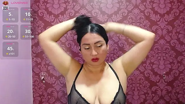 Chatroom XXX en direct de juliana_diaz