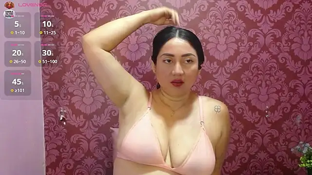 Chat XXX en directo de juliana_diaz