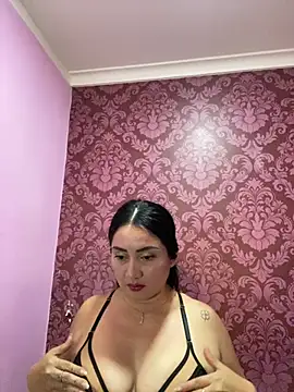 juliana_diaz: онлайн-секс-чат