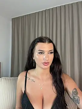 Show modela MayaSin3 na web-kameri