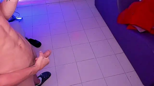 Shyfantasies élő XXX-chatje