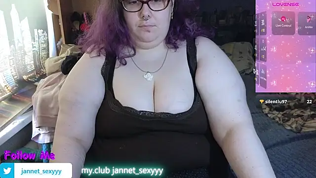 JannetPie's Live XXX Chat