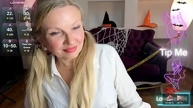 XXX chat uživo modela NicoletteRose_