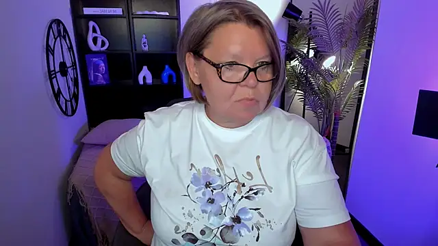 Shannonshine élő XXX-chatje